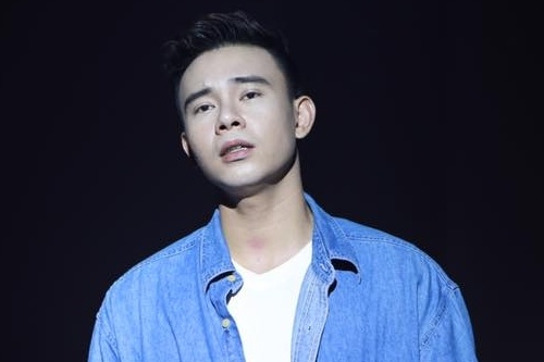Dong Hung: 'Tu gio, me phai tu tra tien neu tiep tuc no' hinh anh