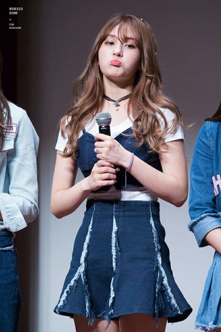 Sao Han mac double denim anh 3