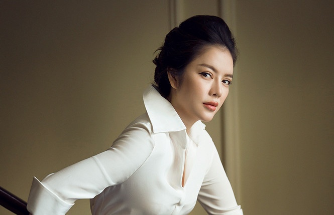 Ly Nha Ky lam giam khao cuoc thi quoc te co Huyen My tham du hinh anh