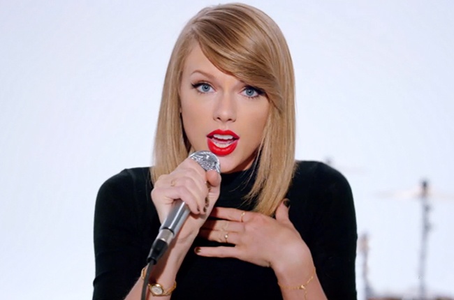 Taylor Swift bi kien vi dao nhac hinh anh