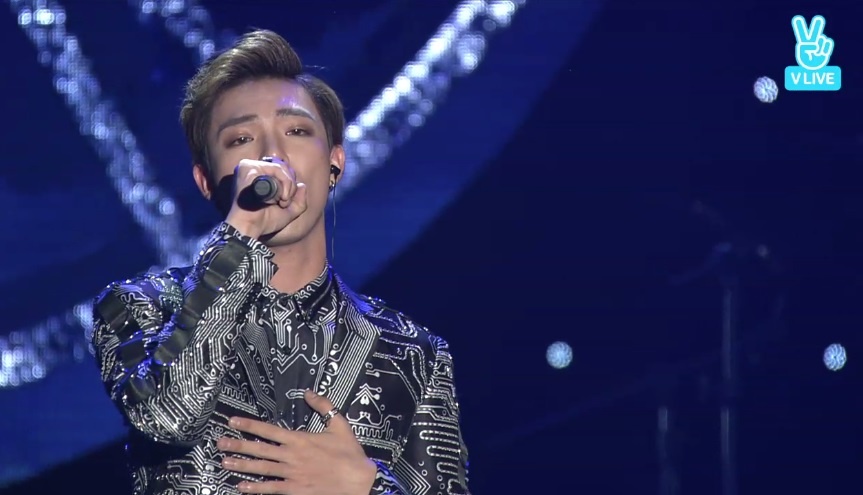 Erik bieu dien tai Asia Song Festival anh 1