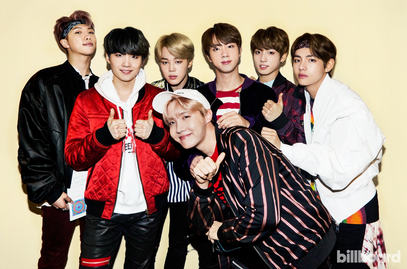 Chuoi ky luc giup 'con nha ngheo' BTS vuot EXO hinh anh