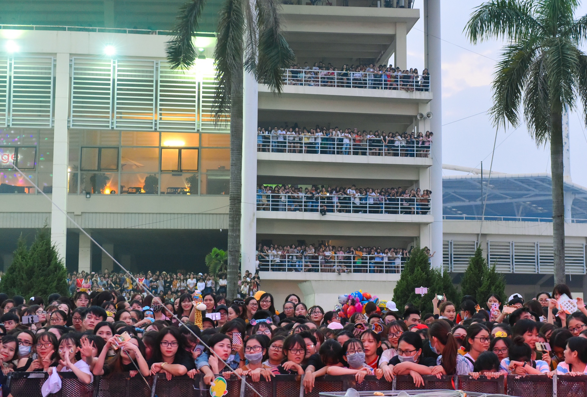 Kwang Soo,  Haha den Viet Nam anh 2