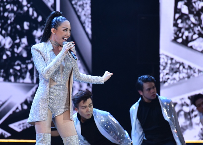 Son tung dien tai hoa hau hoan vu anh 8