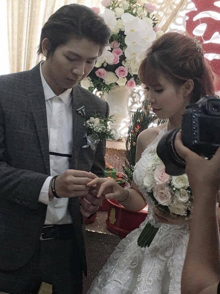 hinh anh dam cuoi Khoi My anh 2