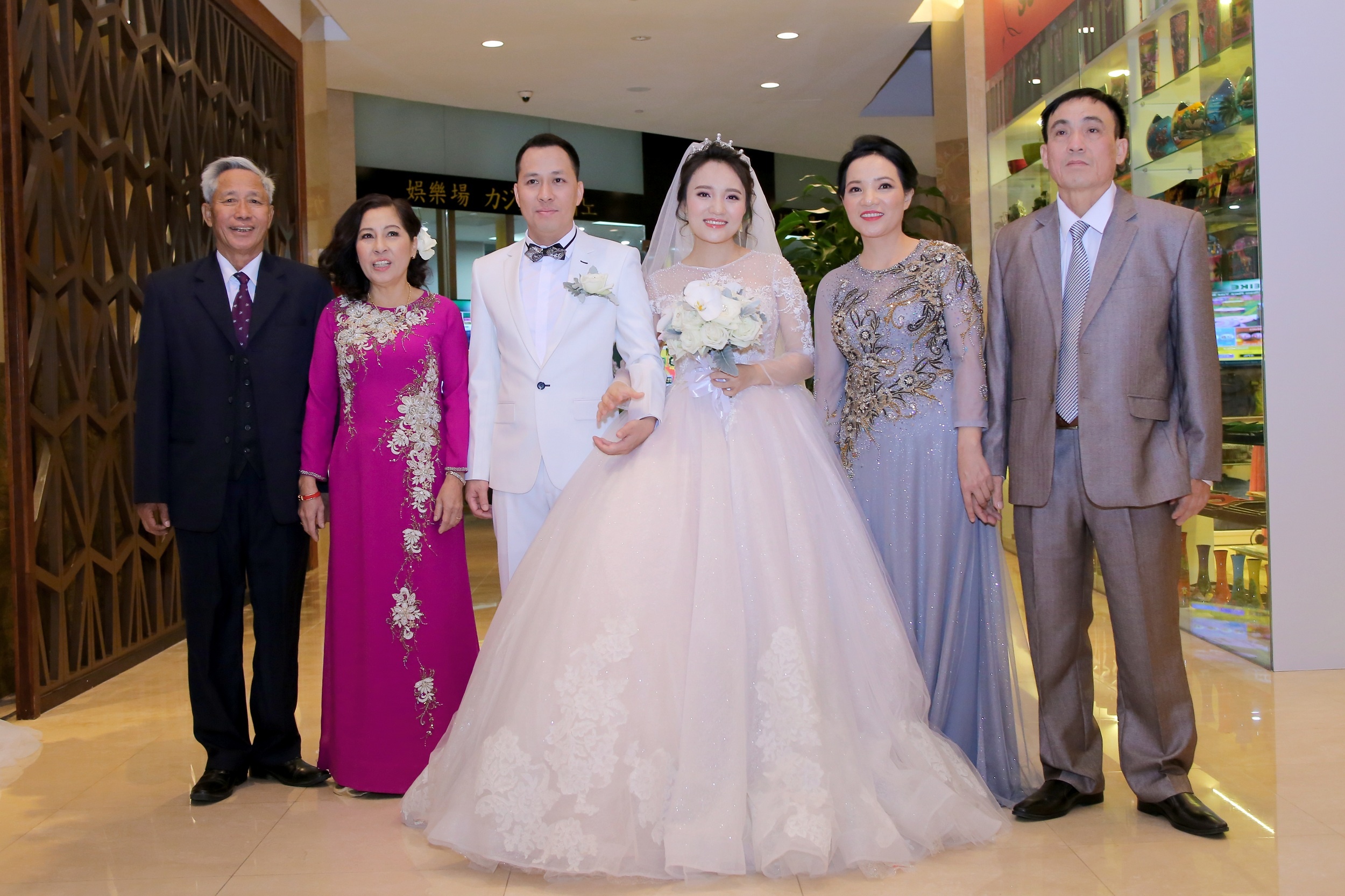 le cuoi cua Nhat Thuy anh 2