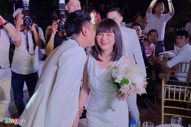 Khoi My cam on sau hon le anh 2