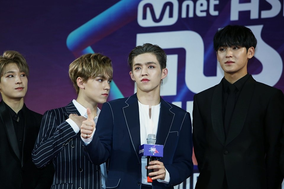 dan sao Han tai MAMA anh 9