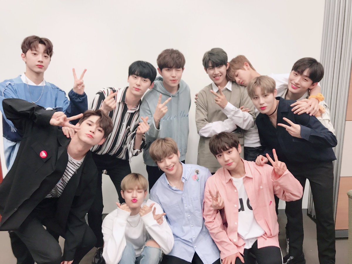 wanna One tại mama 2017 ảnh 1 wanna One tai mama 2017 anh 1