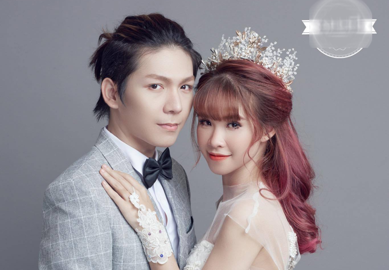 Khoi My mac vay om sat goi cam trong bo anh cuoi voi Kelvin Khanh hinh anh