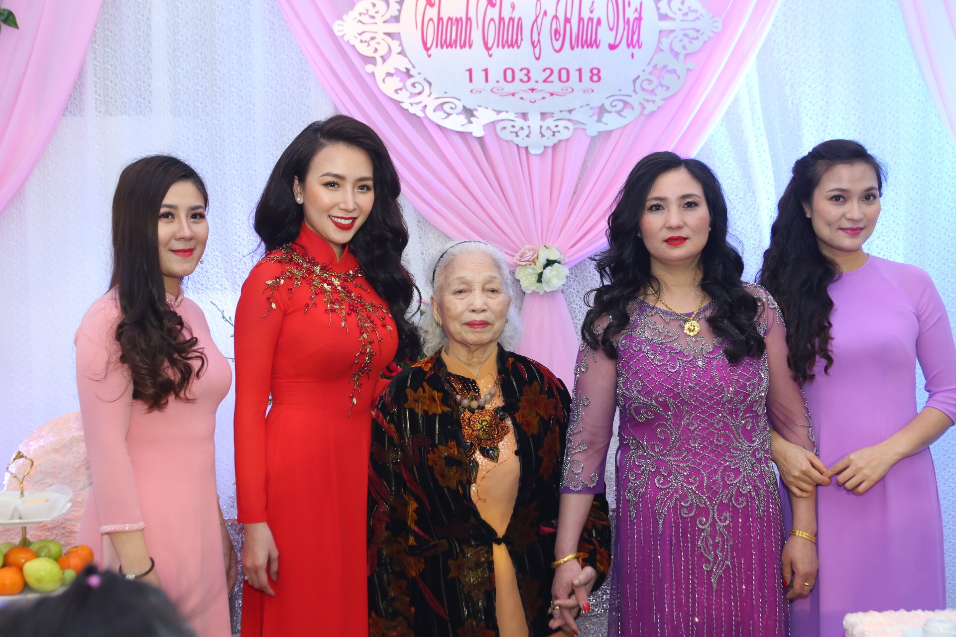 Hinh anh dam hoi khac viet anh 9