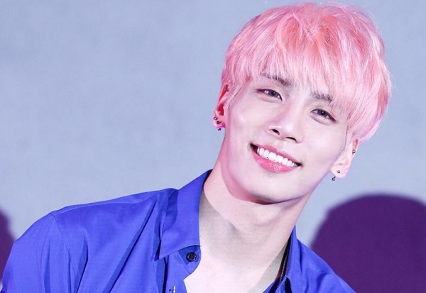 Cuoc song giau sang, noi tieng truoc khi tu tu cua Jong Hyun (SHINee) hinh anh