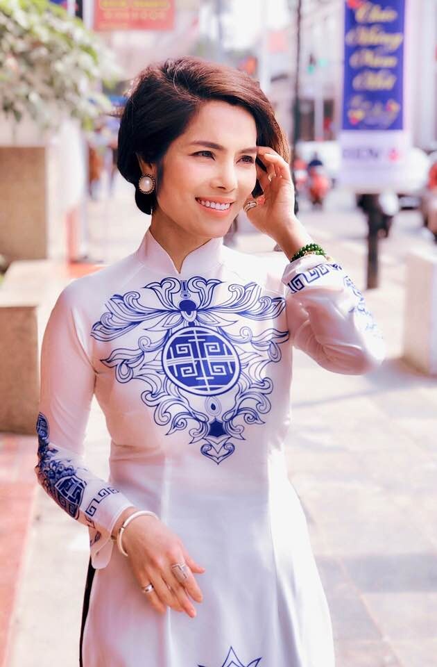 phia truoc la bau troi anh 12