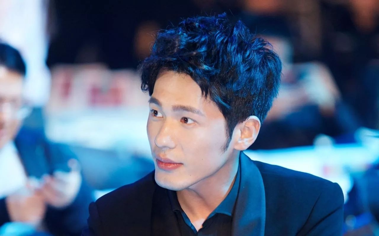 my nam hoa ngu but pha nam 2017 anh 10