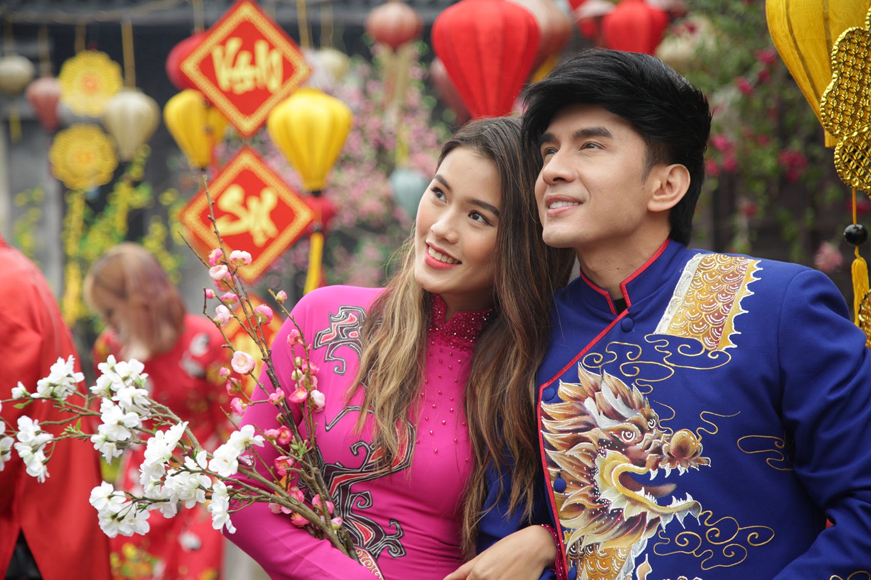 MV Mua xuan co nhau hinh anh