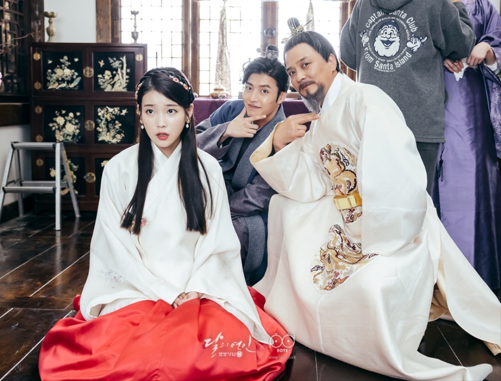 dien vien quay roi tinh duc anh 2