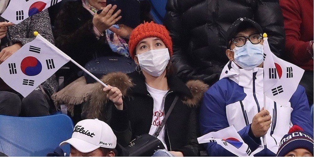 Vo chong Lee Byung Hun thu hut chu y khi den xem Olympic 2018 hinh anh