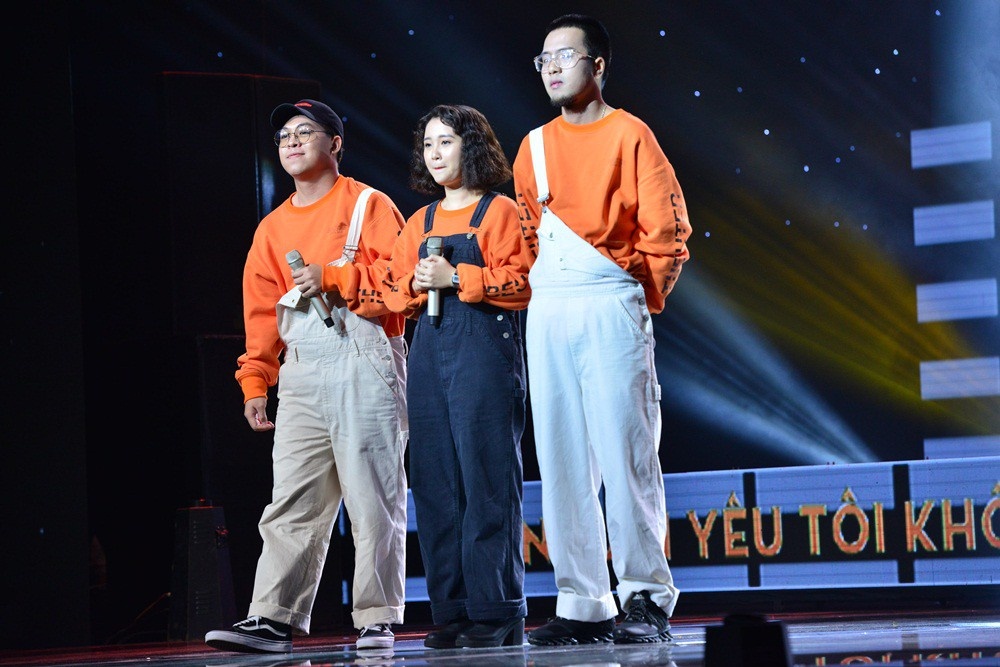 Lộn xộn band ảnh 1 Lon xon band anh 1