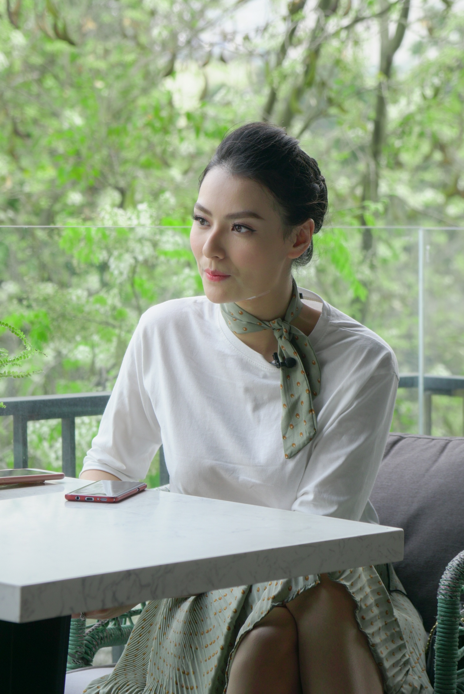 Hong Que noi ve cam do showbiz anh 2