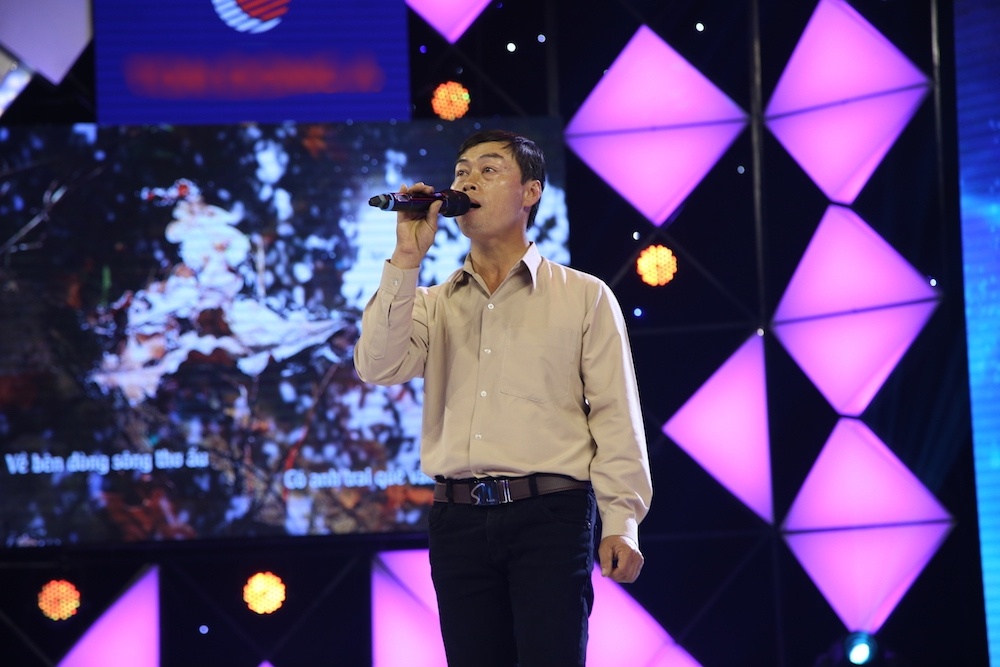 Ong Huynh Quoc Sy chia se ve hoan canh kho khan cua ban hinh anh