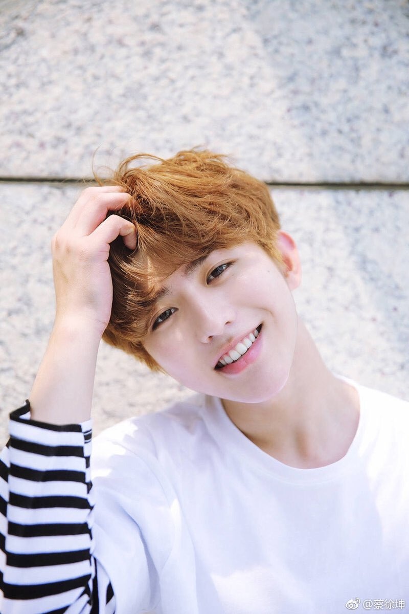 Thai tu Khon dat 47 trieu binh chon anh 6