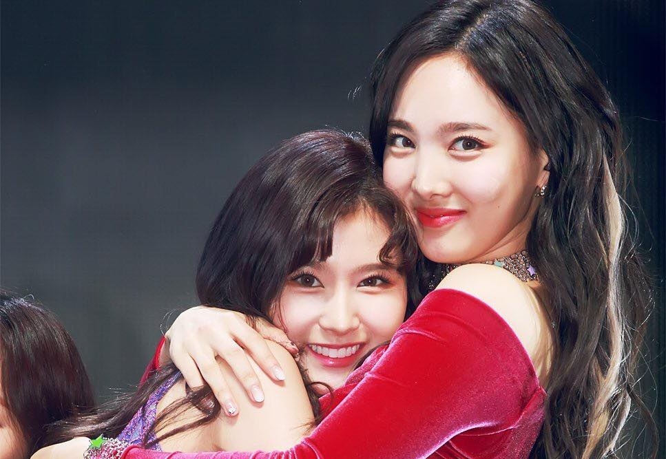 Nhom nu hang dau nhung hat do Twice tro lai voi MV moi hinh anh