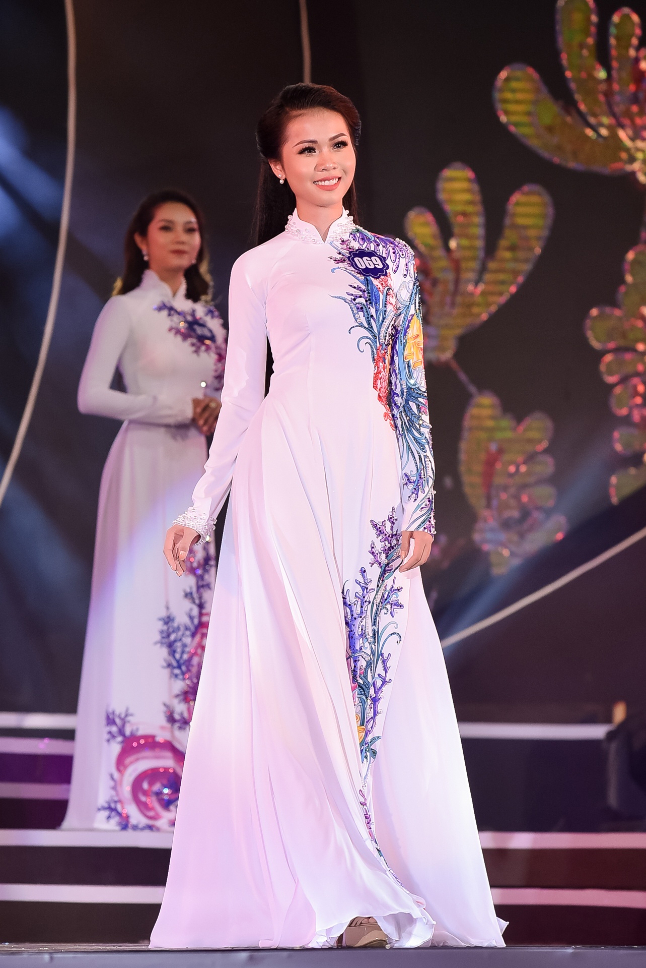 nhan sac hoa hau bien anh 4