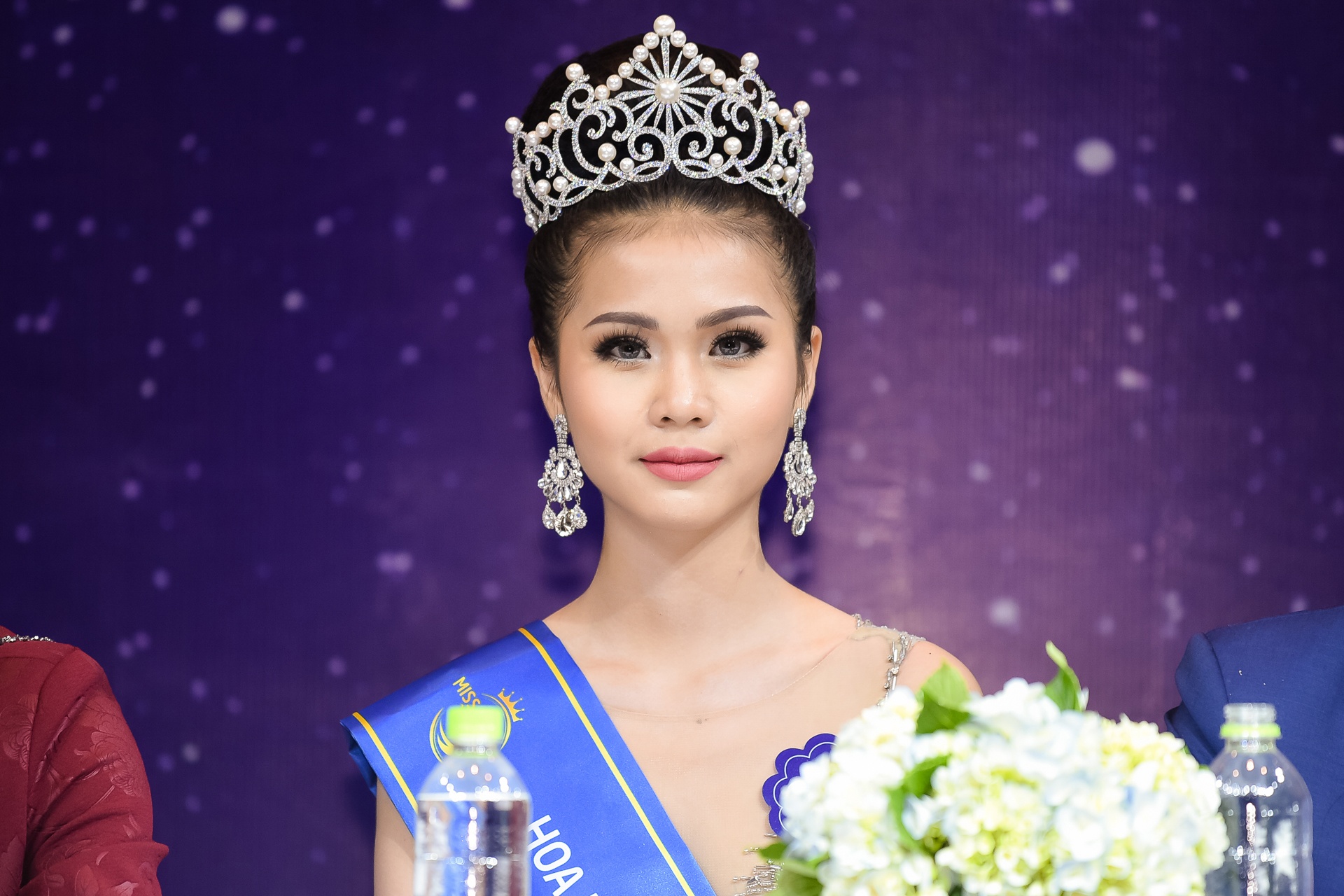 Can canh nhan sac cua tan Hoa hau Bien Viet Nam 19 tuoi hinh anh