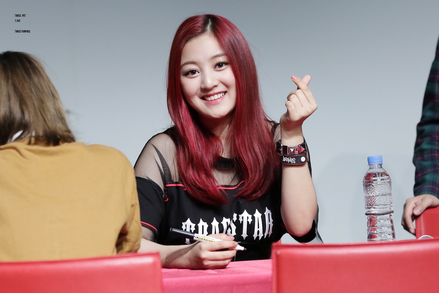 jihyo gây sốt vì xinh đẹp ảnh 1 jihyo gay sot vi xinh dep anh 1