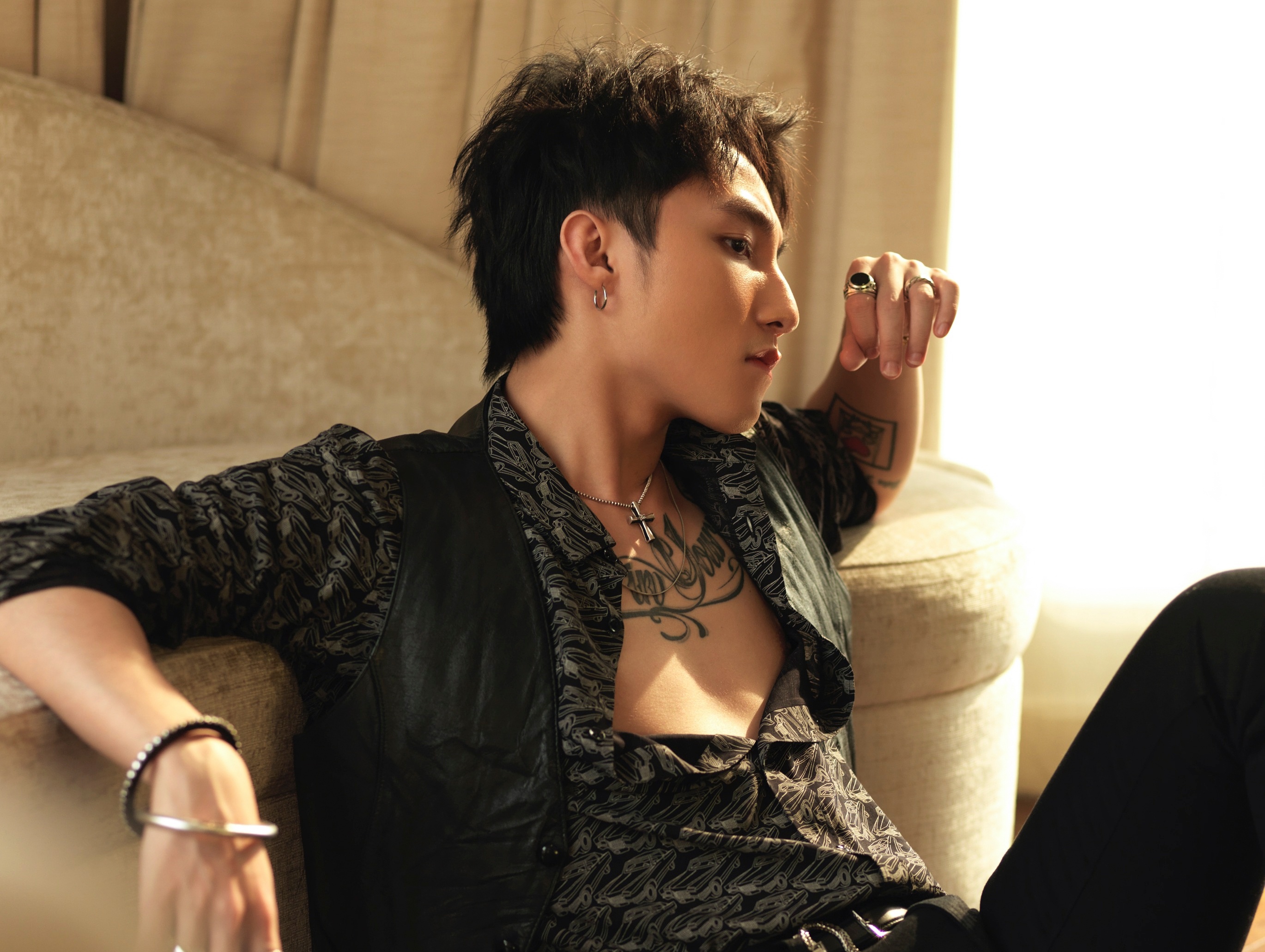 Son Tung vua tung trailer MV 'Chay ngay di' da dat tram nghin luot xem hinh anh
