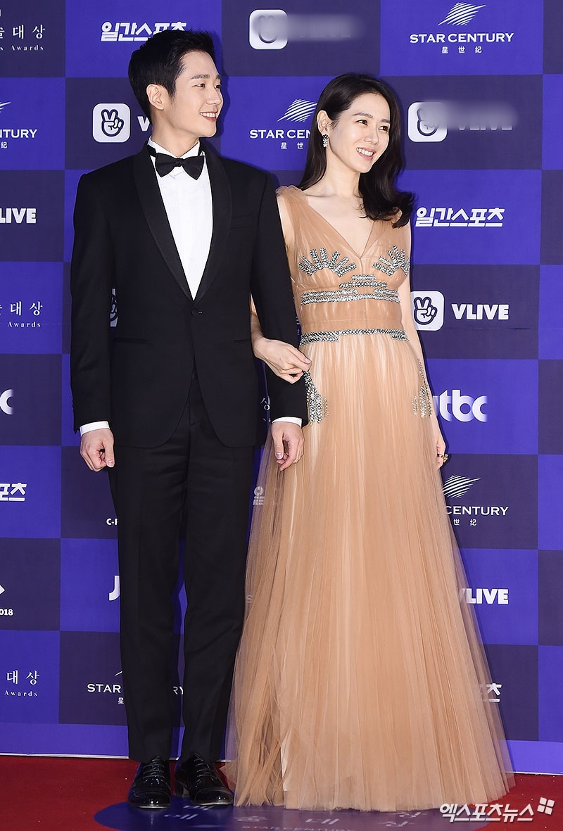 Seolhyun,  Suzy tren tham do anh 6