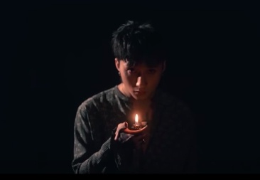 Son Tung tung them teaser 'Chay ngay di' voi 'ma nu' Thai Lan hinh anh