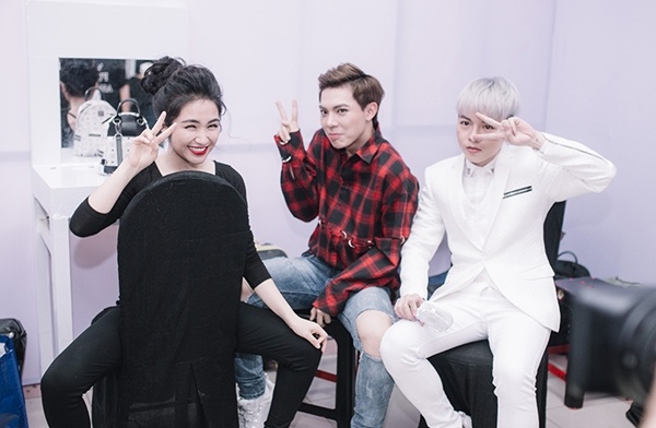 hoà minzy mờ nhạt ảnh 2 hoa minzy mo nhat anh 2