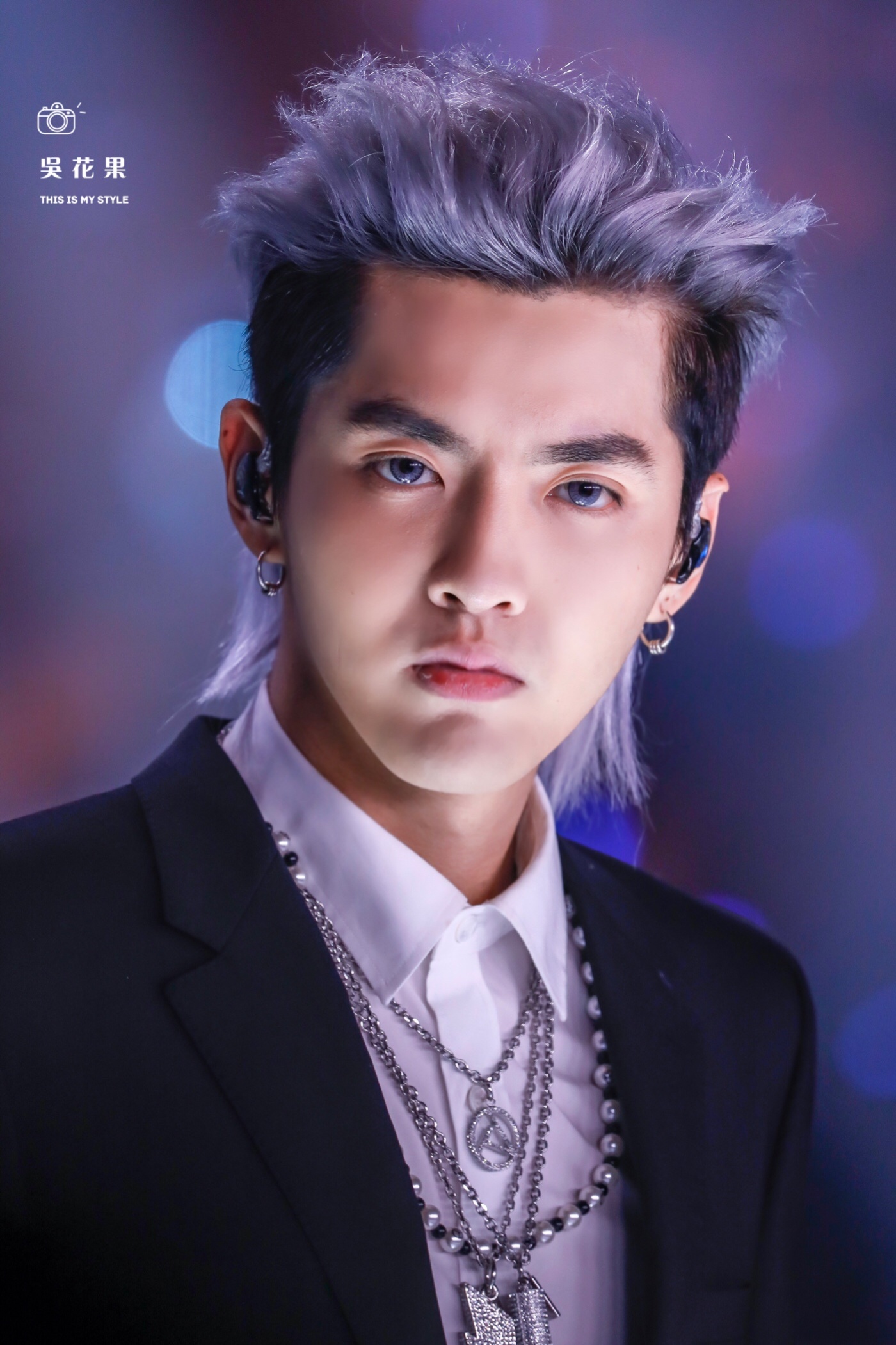 ngo diec pham khuay dong billboard anh 6