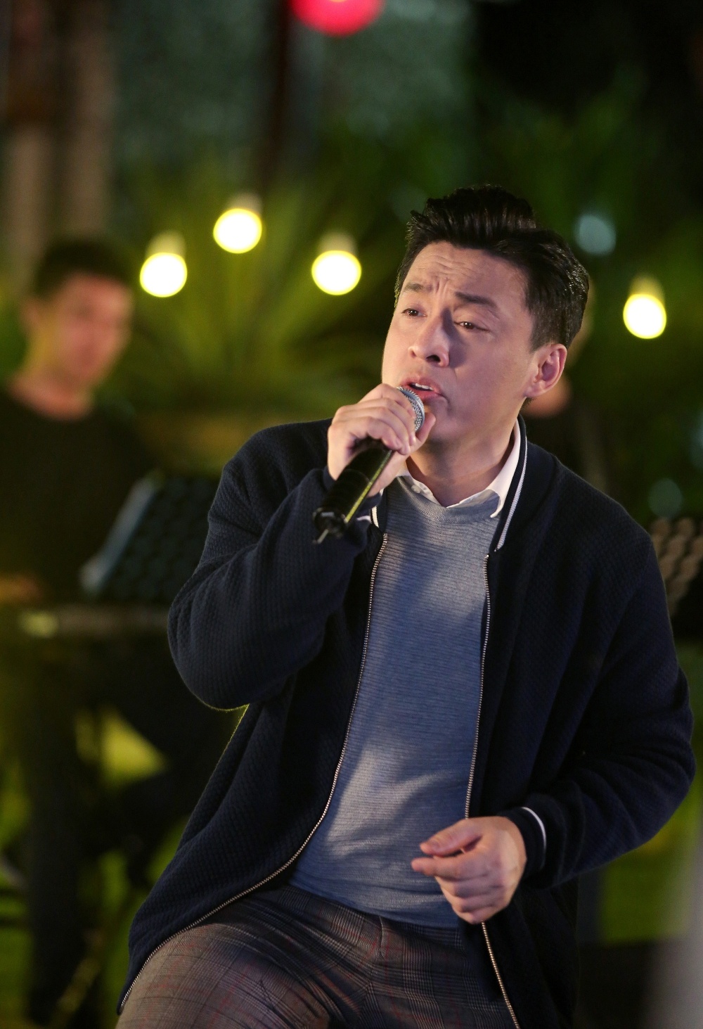 lam truong hat toi doi ngan nam anh 2