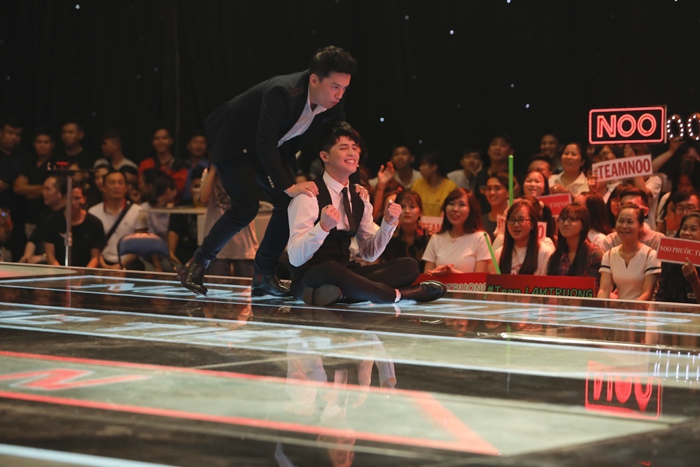 noo phuoc thinh an va thi sinh anh 2