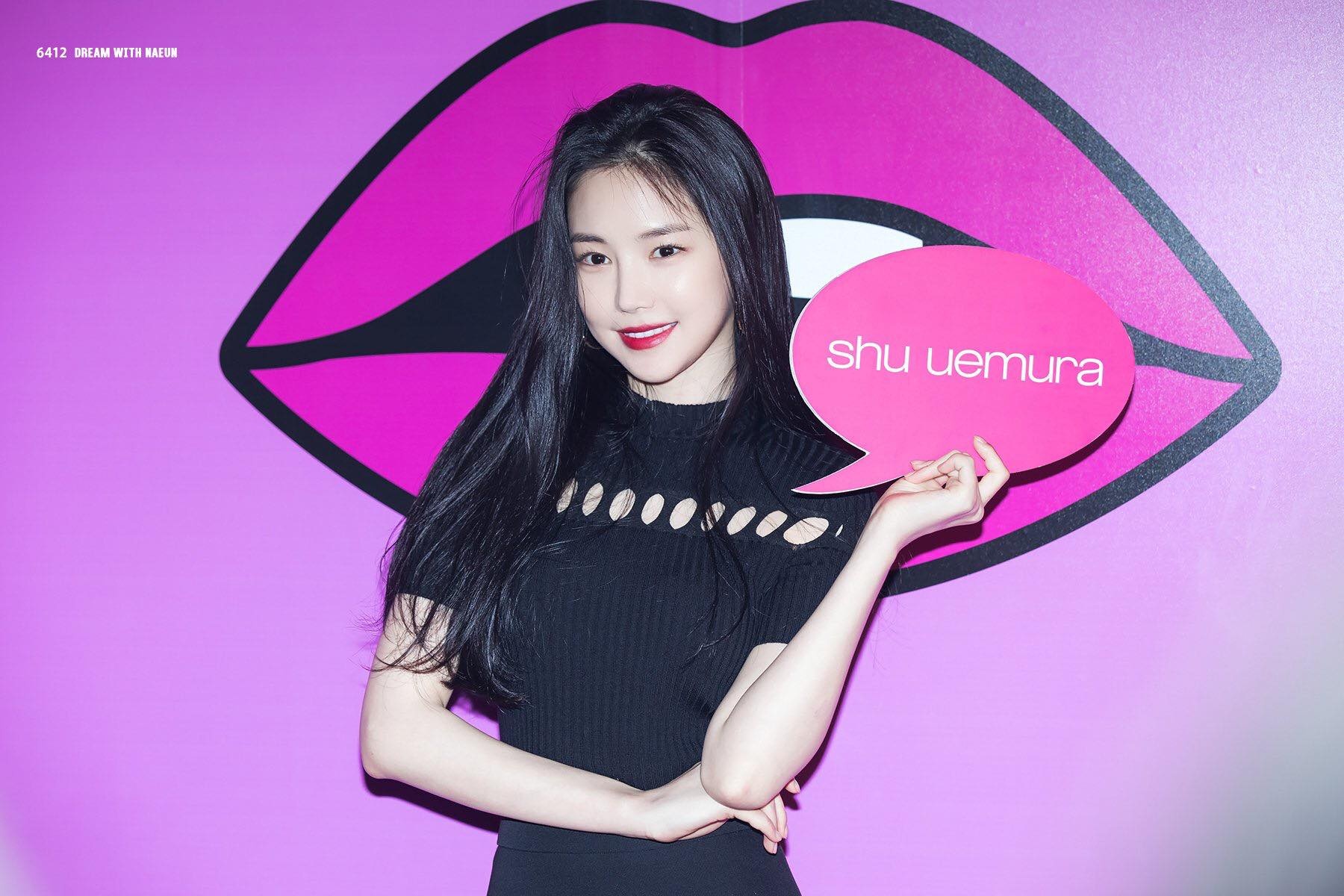 guong mat khac la cua Naeun anh 4