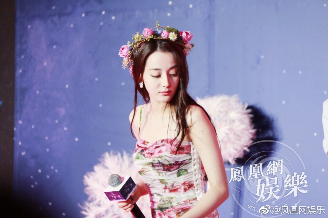 Dich Le Nhiet Ba xinh dep trong hinh moi anh 7