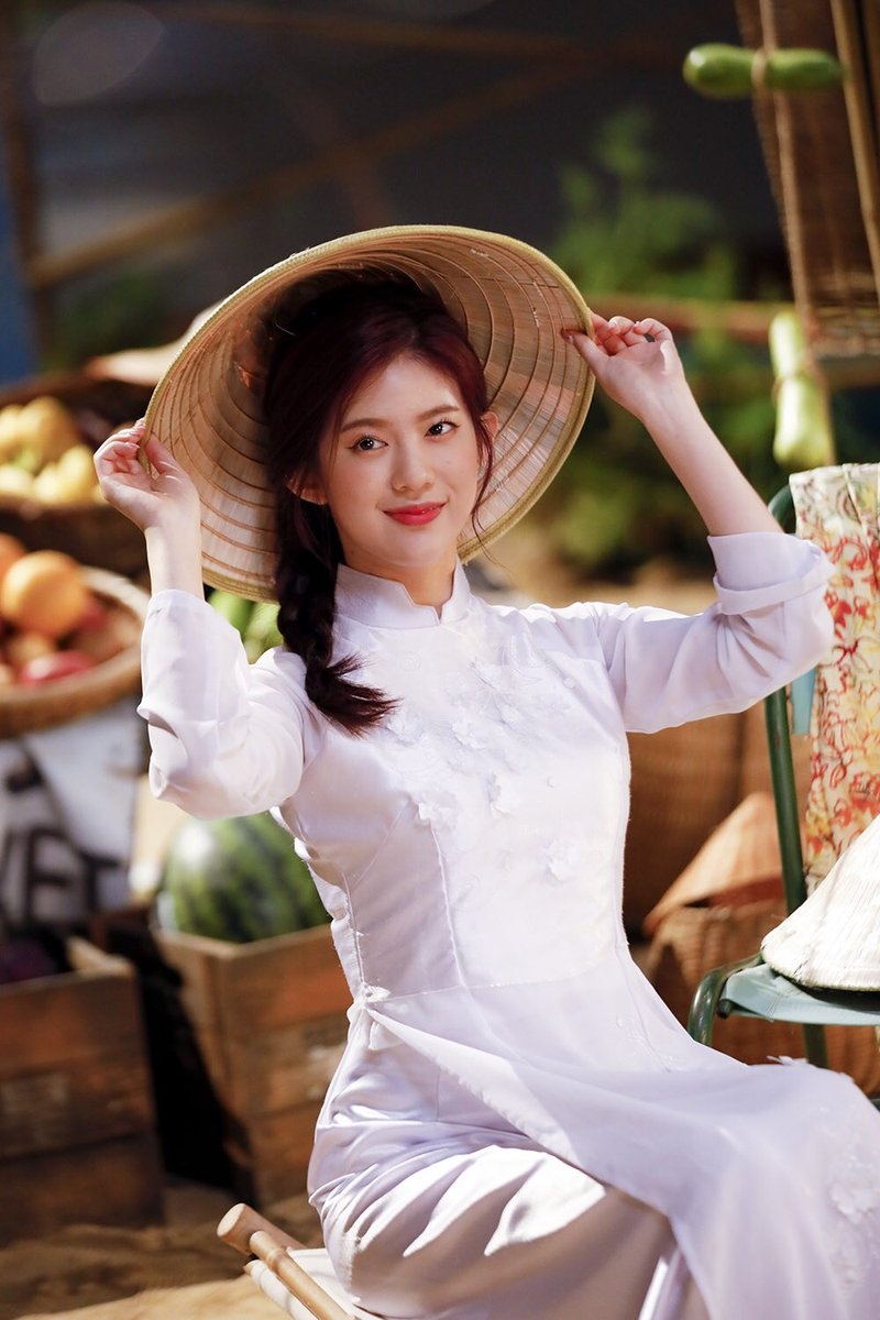momoland mac ao dai anh 4