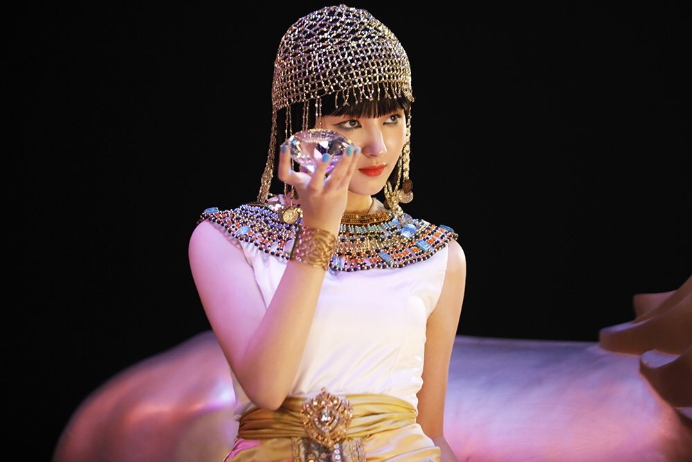 momoland mac ao dai anh 5