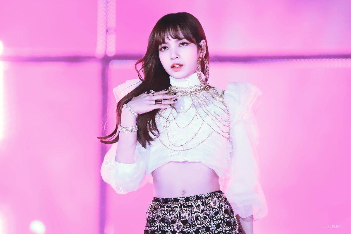 Lisa BlackPink anh 8