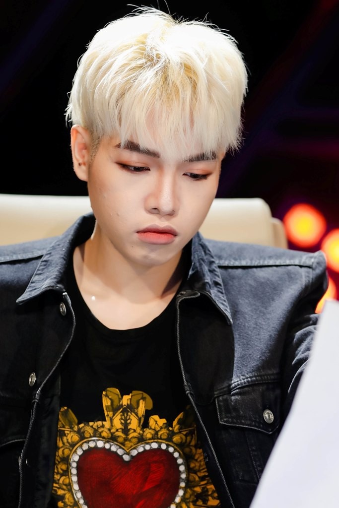 duc phuc tu chien thang gay tranh cai den giam khao anh 8