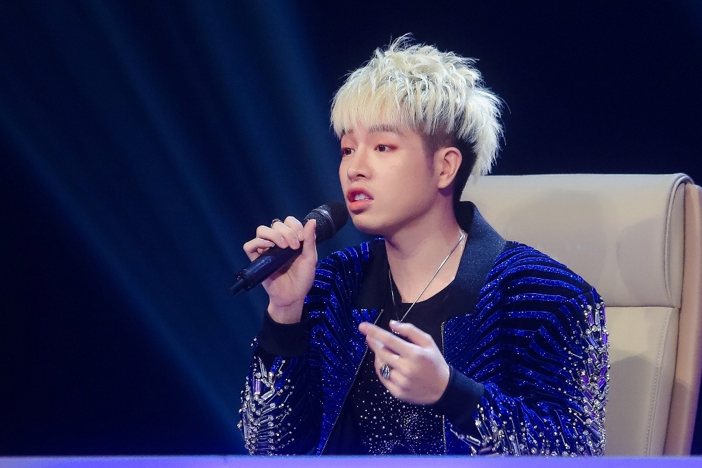 Duc Phuc che trach thi sinh sang tac nhac giong Kpop hinh anh