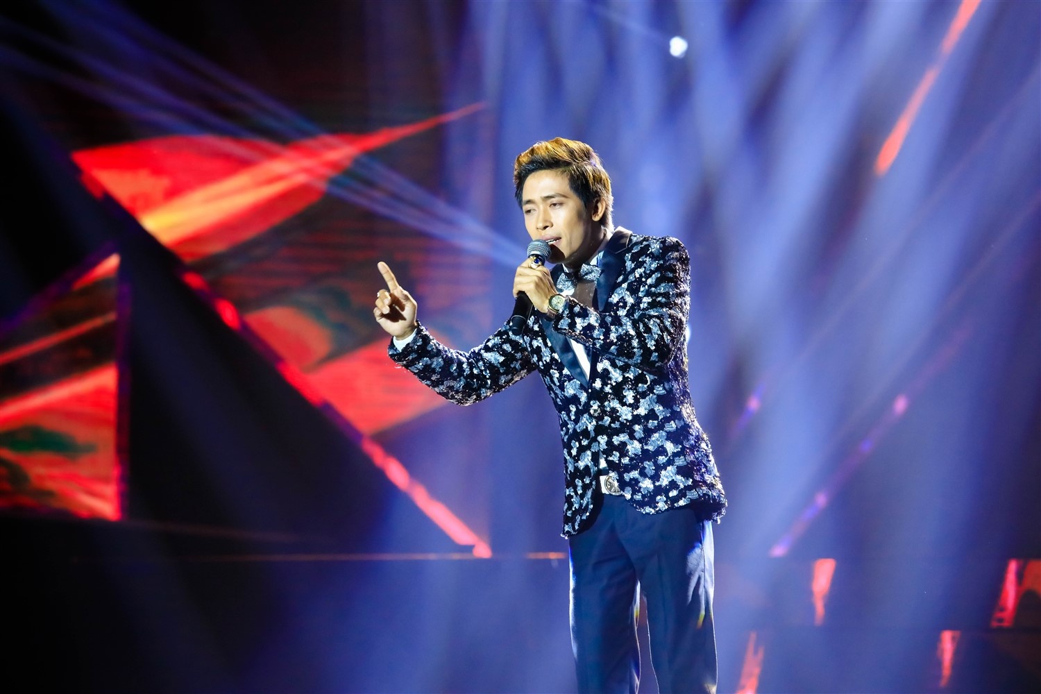 trấn thành cười vì bản sao ngọc sơn ảnh 2 tran thanh cuoi vi ban sao ngoc son anh 2