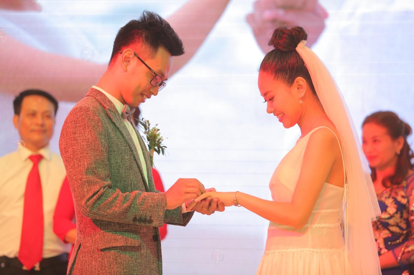 dam cuoi Hoang Quyen anh 6