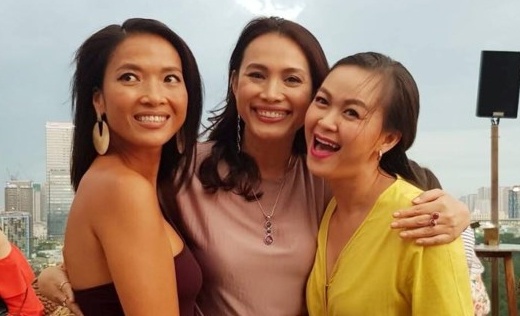 Hoa hau Viet Nam 1998 Ngoc Khanh rang ro don sinh nhat tuoi 42 hinh anh