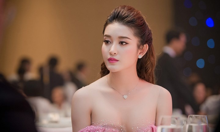 Gia dinh len tieng ve thong tin Huyen My sap ket hon hinh anh