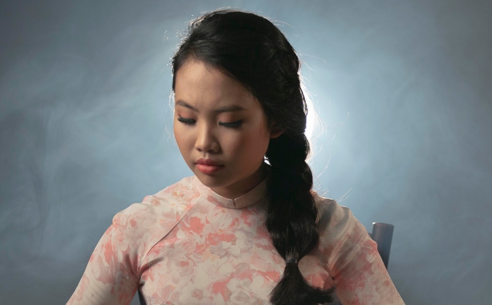 Phuong My Chi xuc dong hat ca khuc ve me danh dau su truong thanh hinh anh