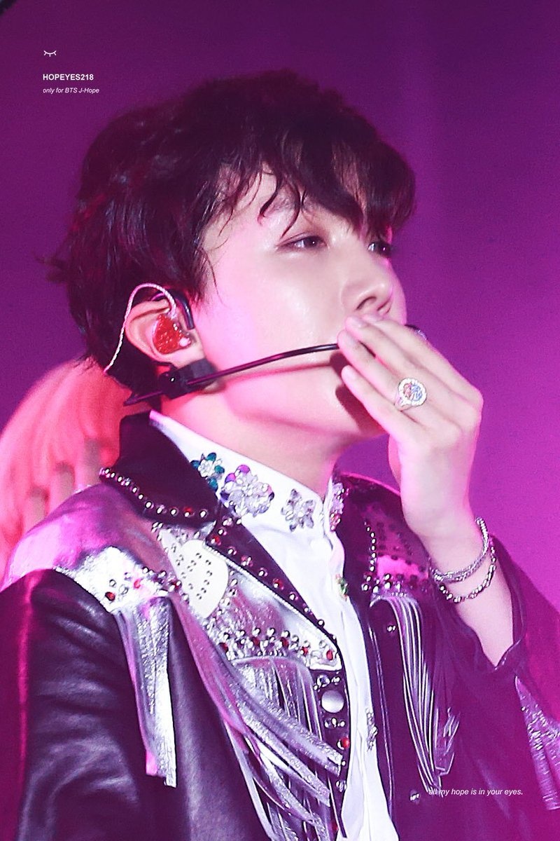 BTS trong concert anh 9