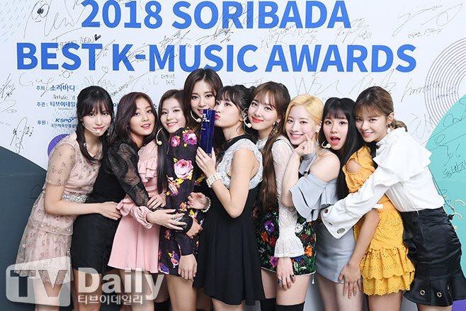 BTS thâu tóm giải thưởng ảnh 2 BTS thau tom giai thuong anh 2